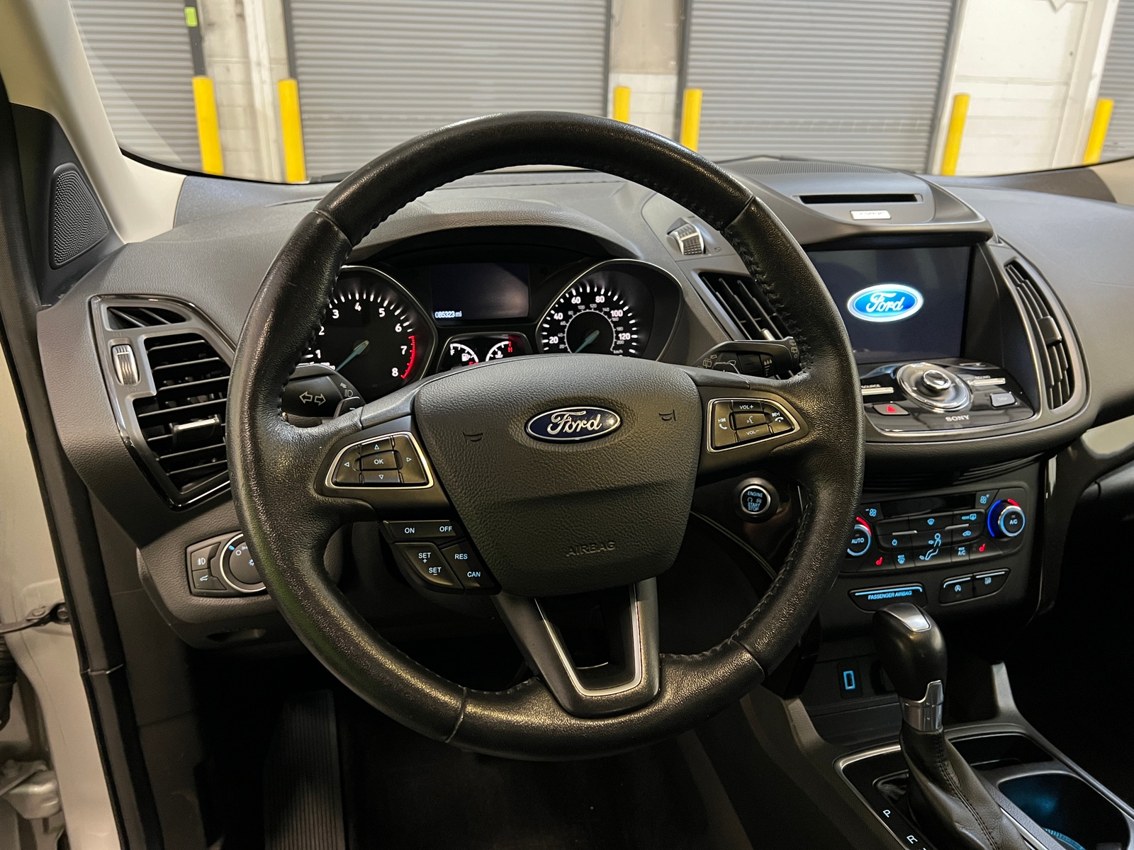 Thumbnail: 2017 Ford Escape - 4