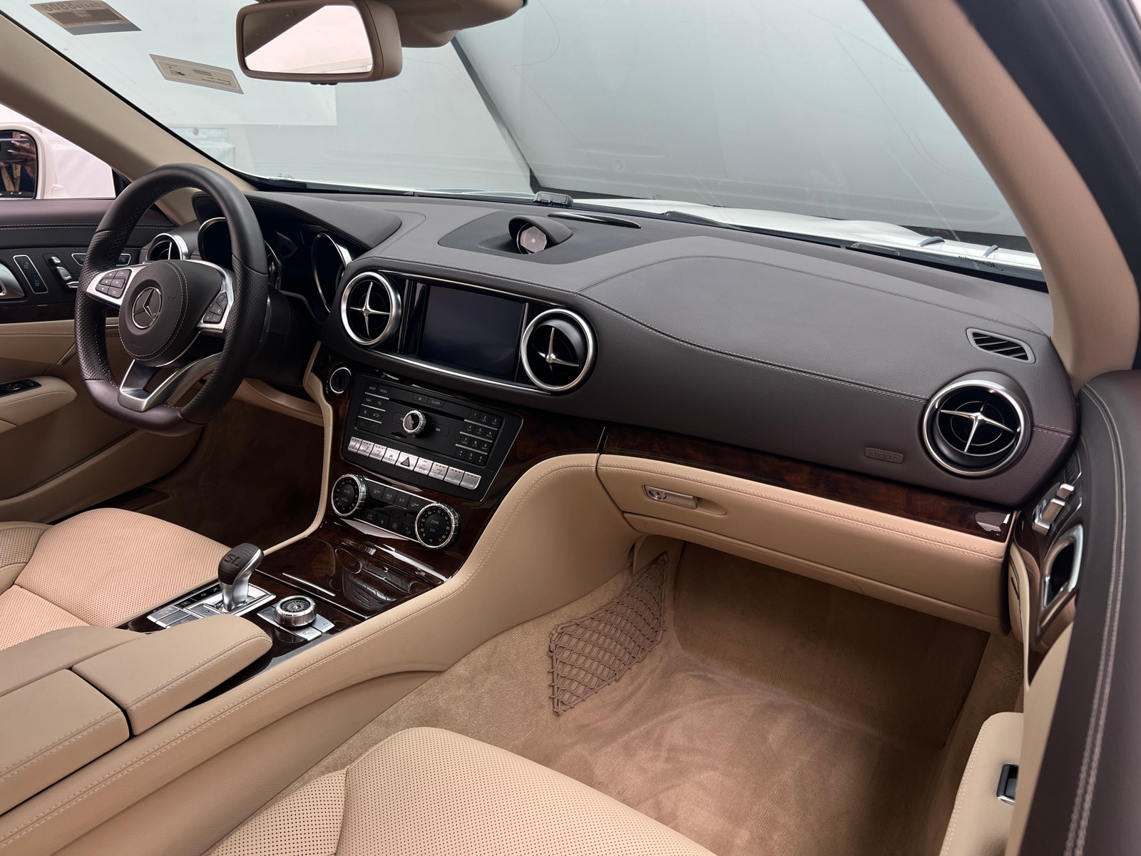 Thumbnail: 2019 Mercedes-Benz SL-Class - 2