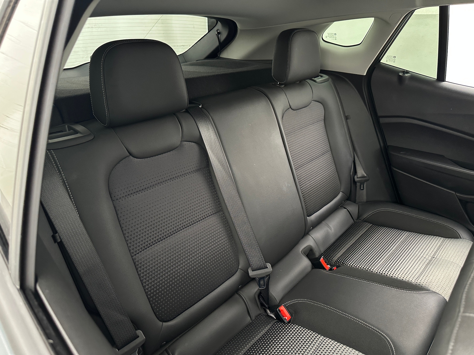 Thumbnail: 2025 Chevrolet Trax - 6