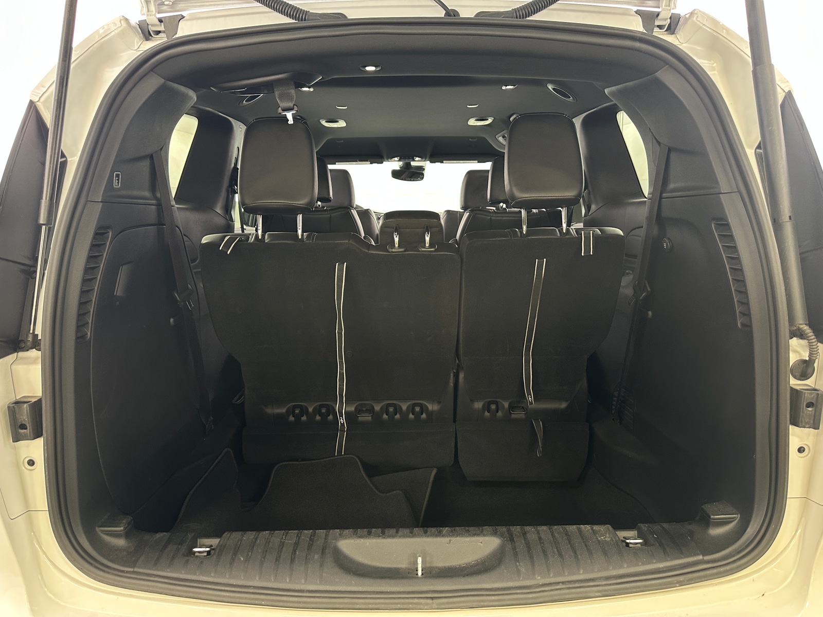 Thumbnail: 2025 Chrysler Pacifica - 6