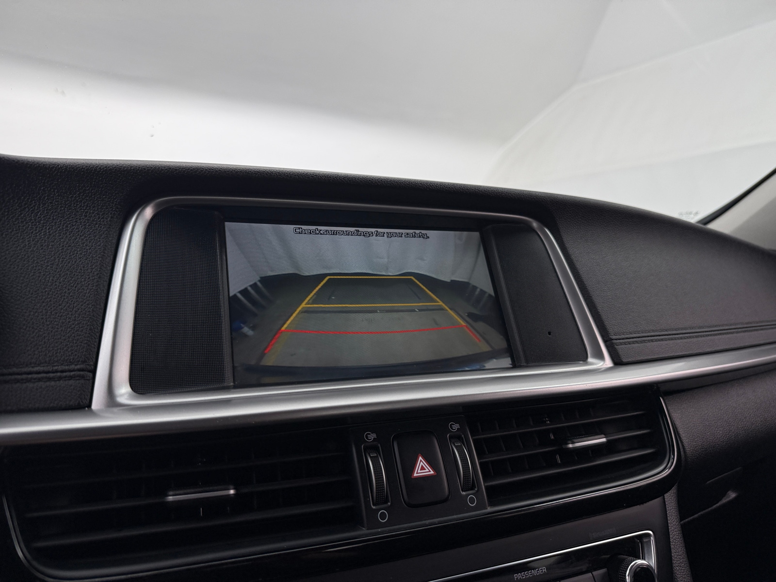 Thumbnail: 2019 Kia Optima - 3