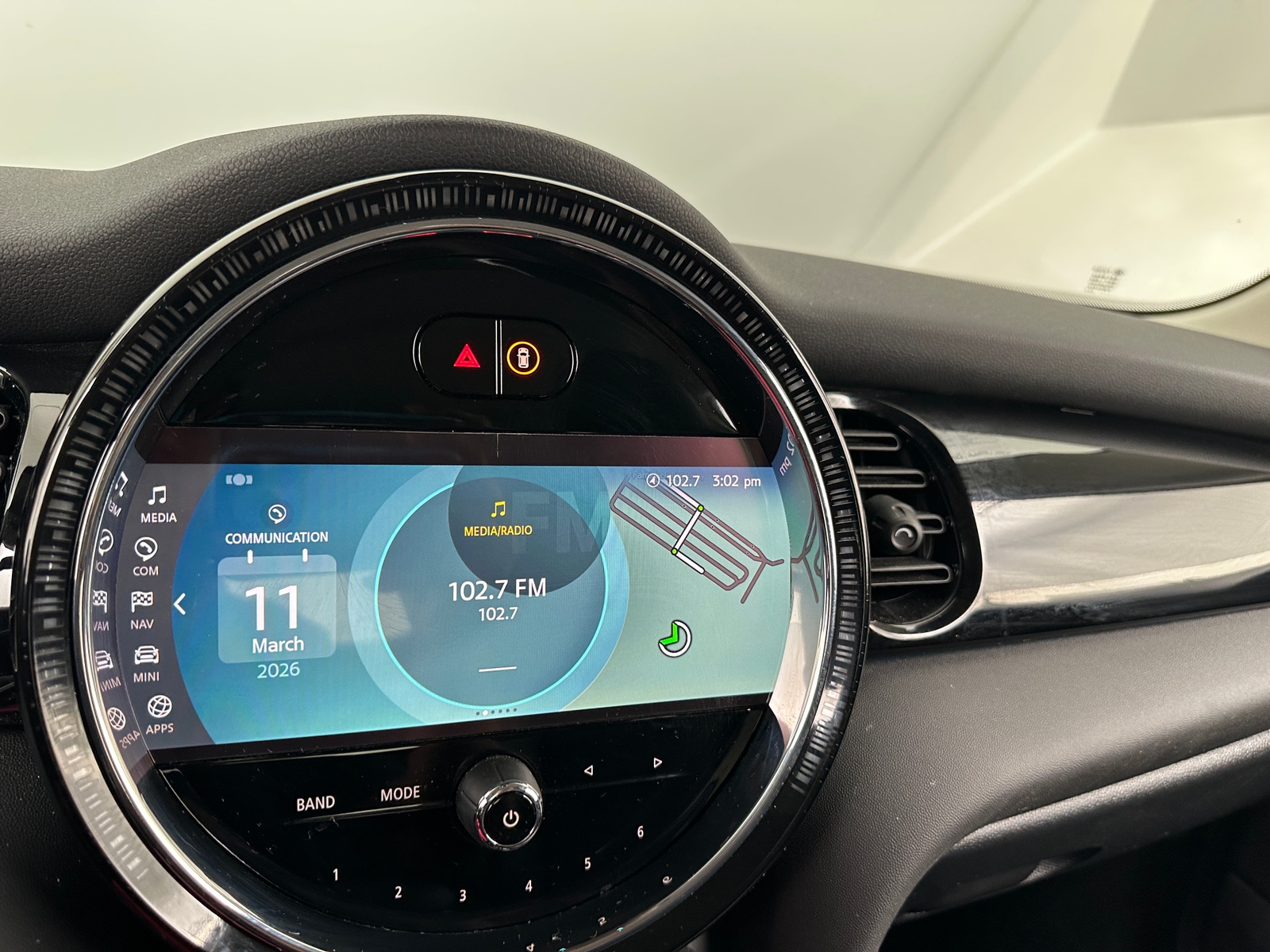 Thumbnail: 2022 MINI Cooper Hardtop - 3