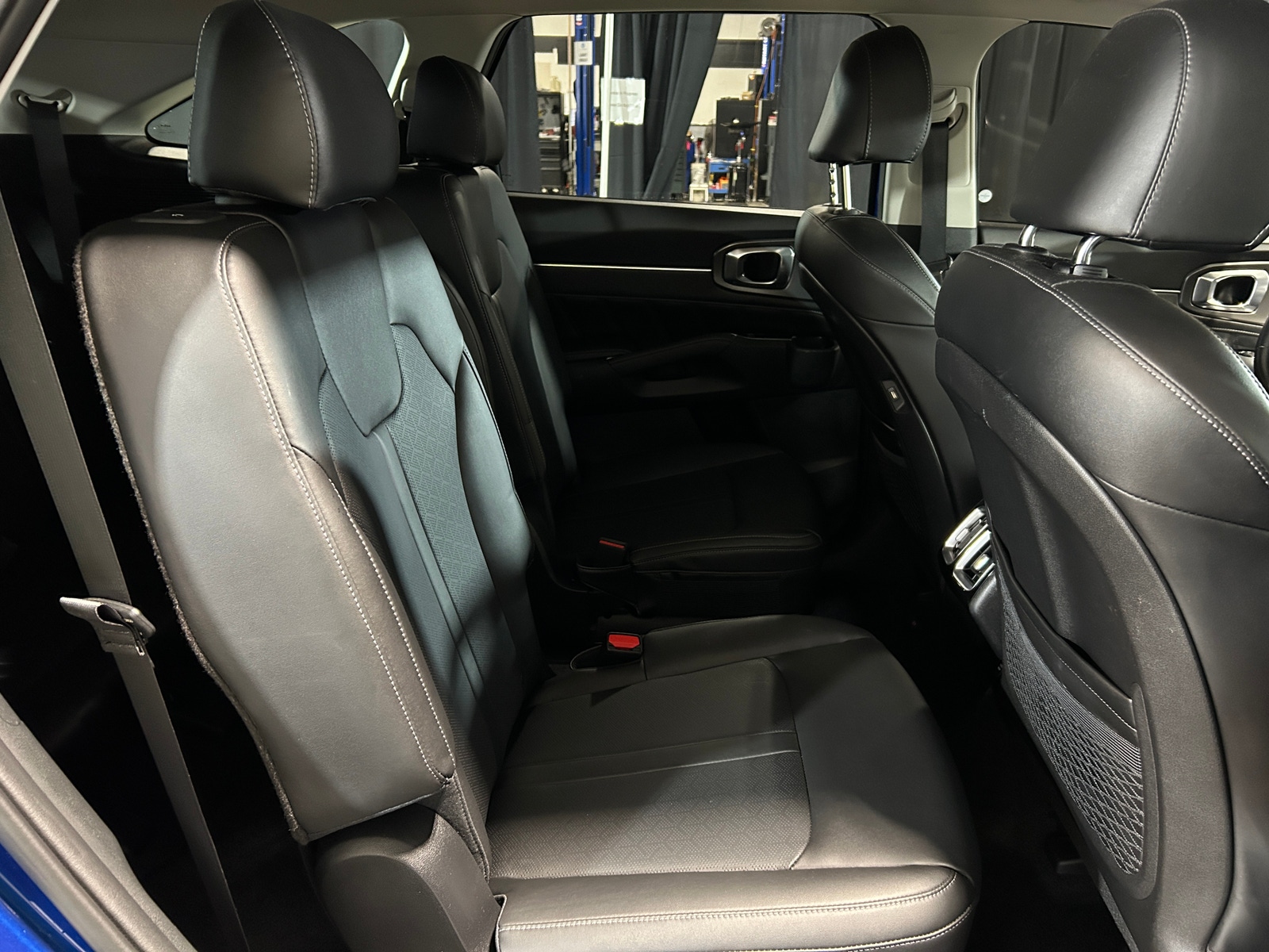 Thumbnail: 2022 Kia Sorento - 5