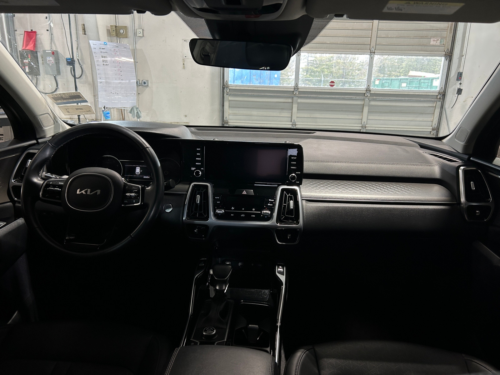 Thumbnail: 2022 Kia Sorento - 2