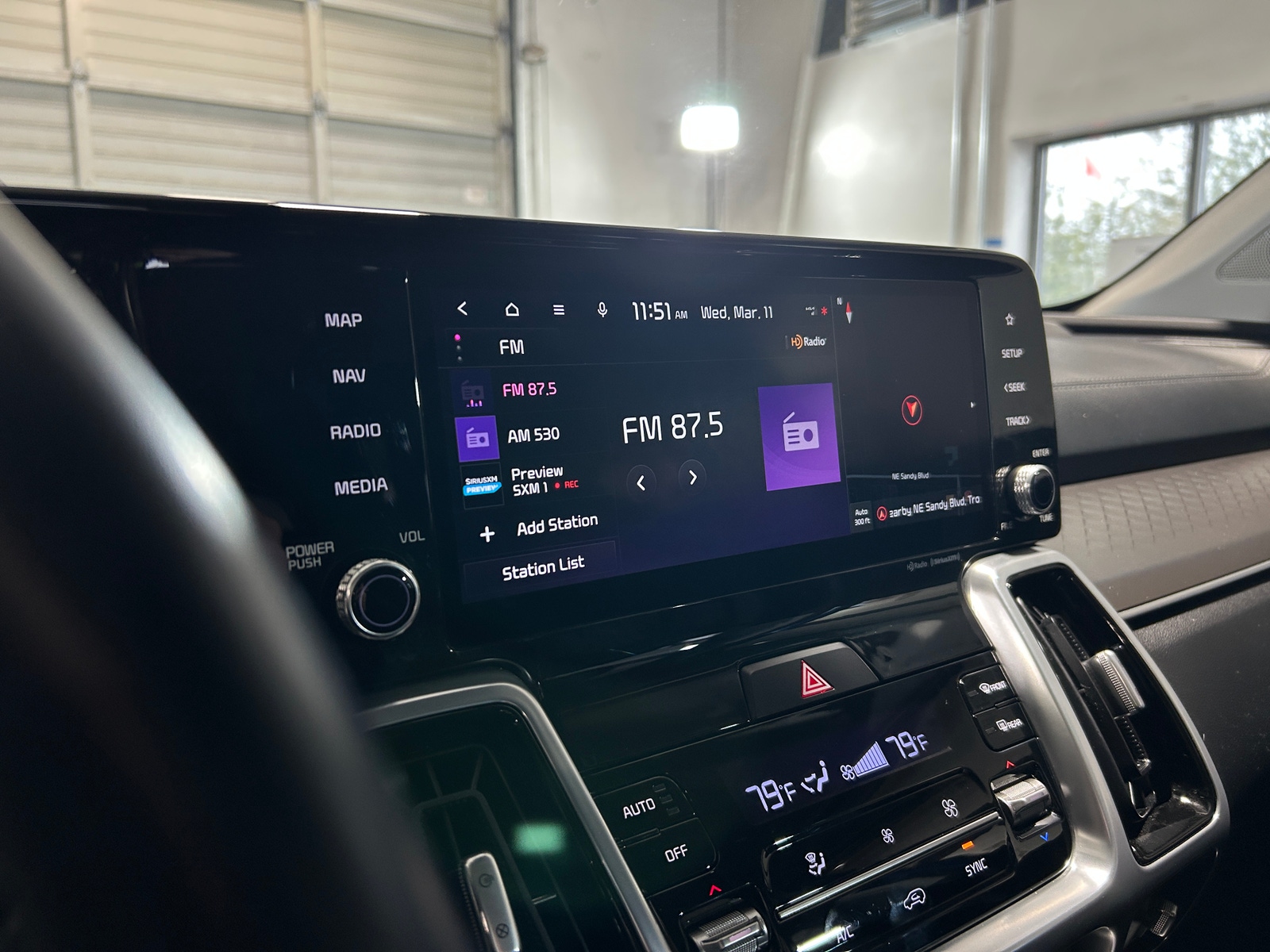 Thumbnail: 2022 Kia Sorento - 3