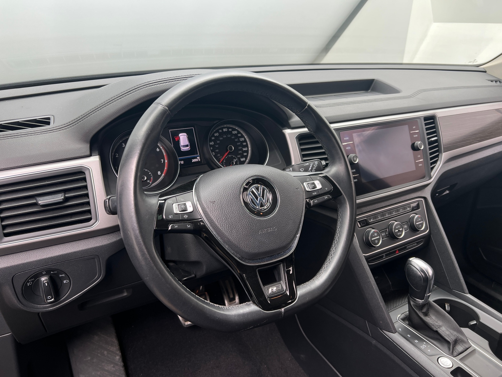 Thumbnail: 2019 Volkswagen Atlas - 4