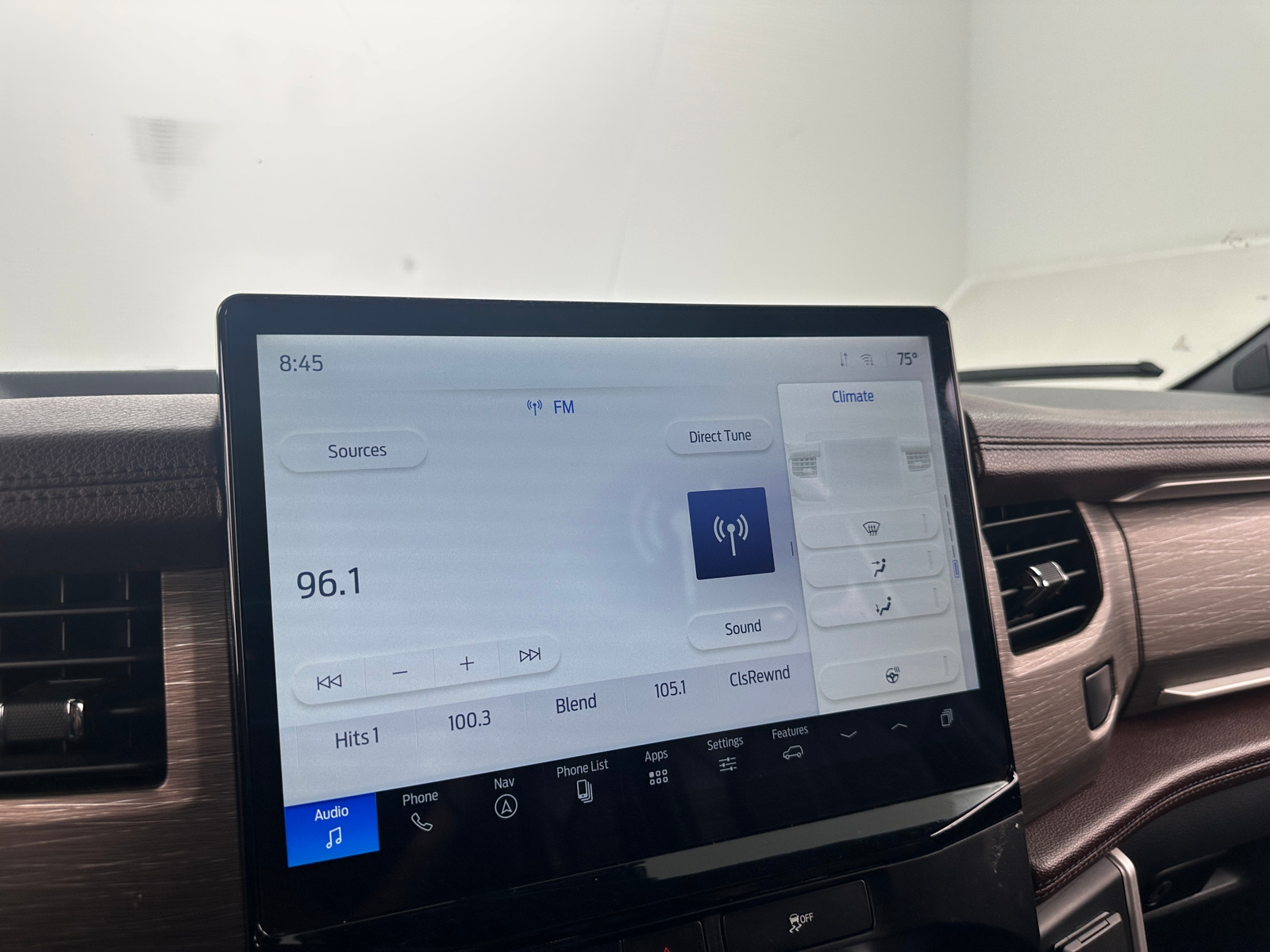 Thumbnail: 2023 Ford Expedition - 3