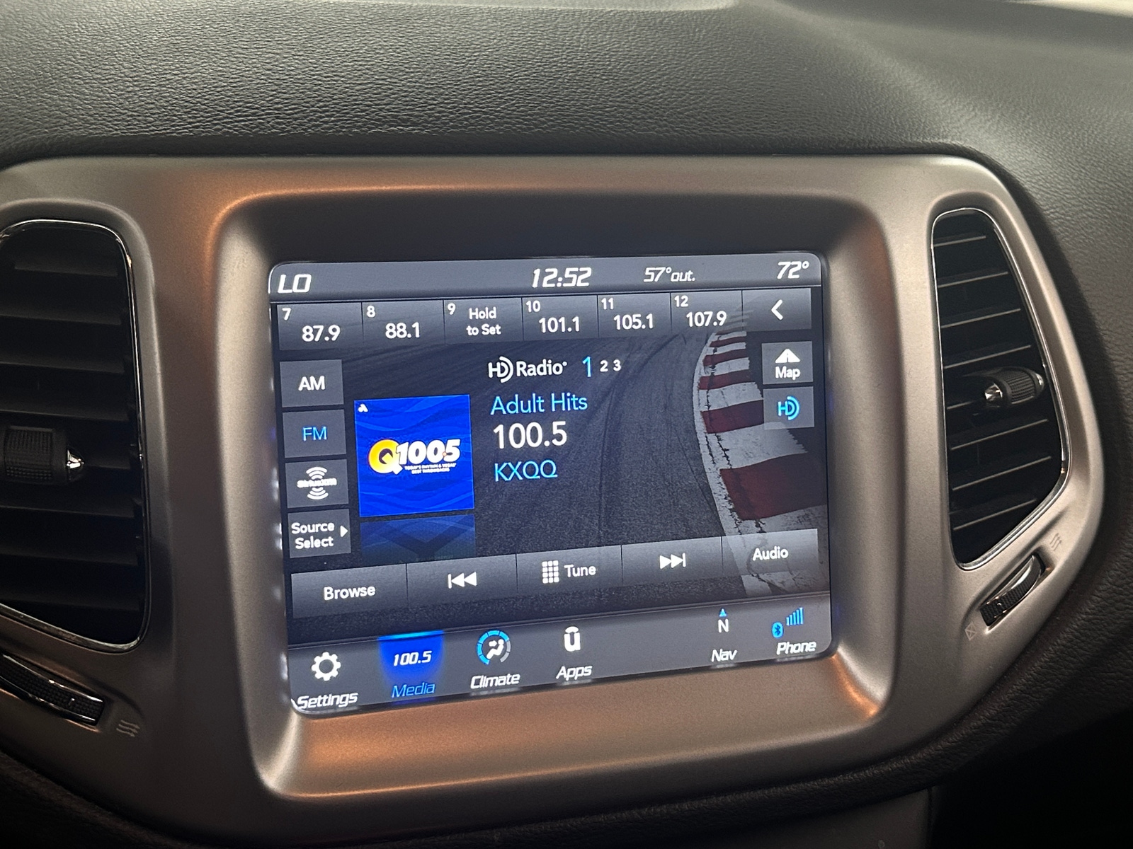 Thumbnail: 2018 Jeep Compass - 4