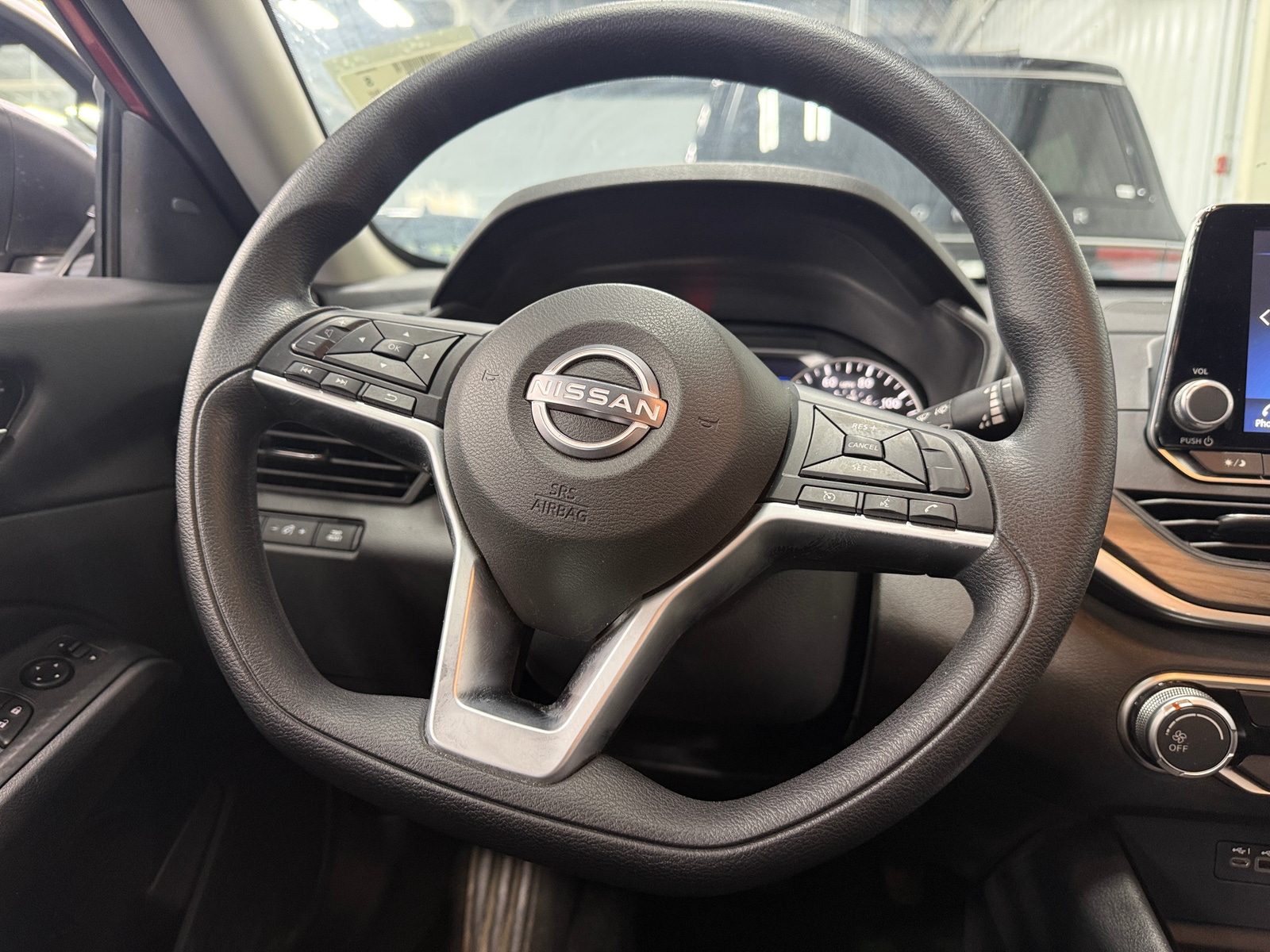 Thumbnail: 2024 Nissan Altima - 5