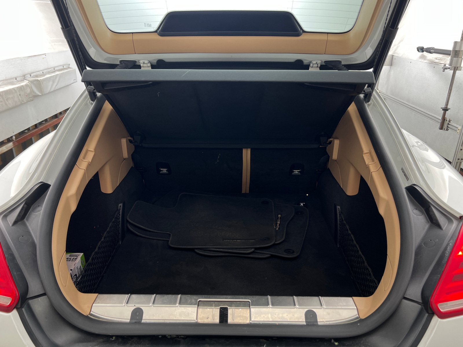 Thumbnail: 2016 Porsche Panamera - 6