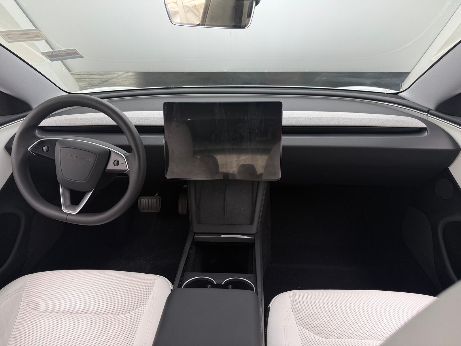 Thumbnail: 2024 Tesla Model 3 - 2