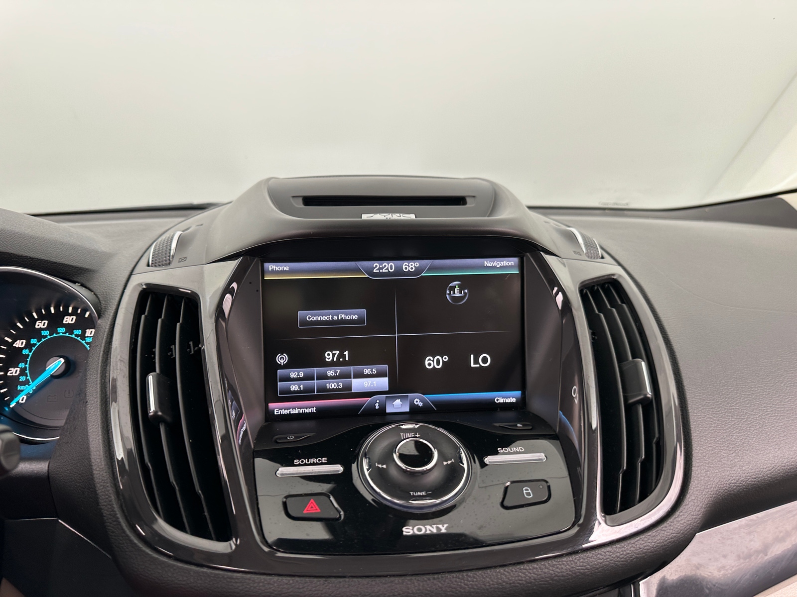 Thumbnail: 2014 Ford Escape - 3