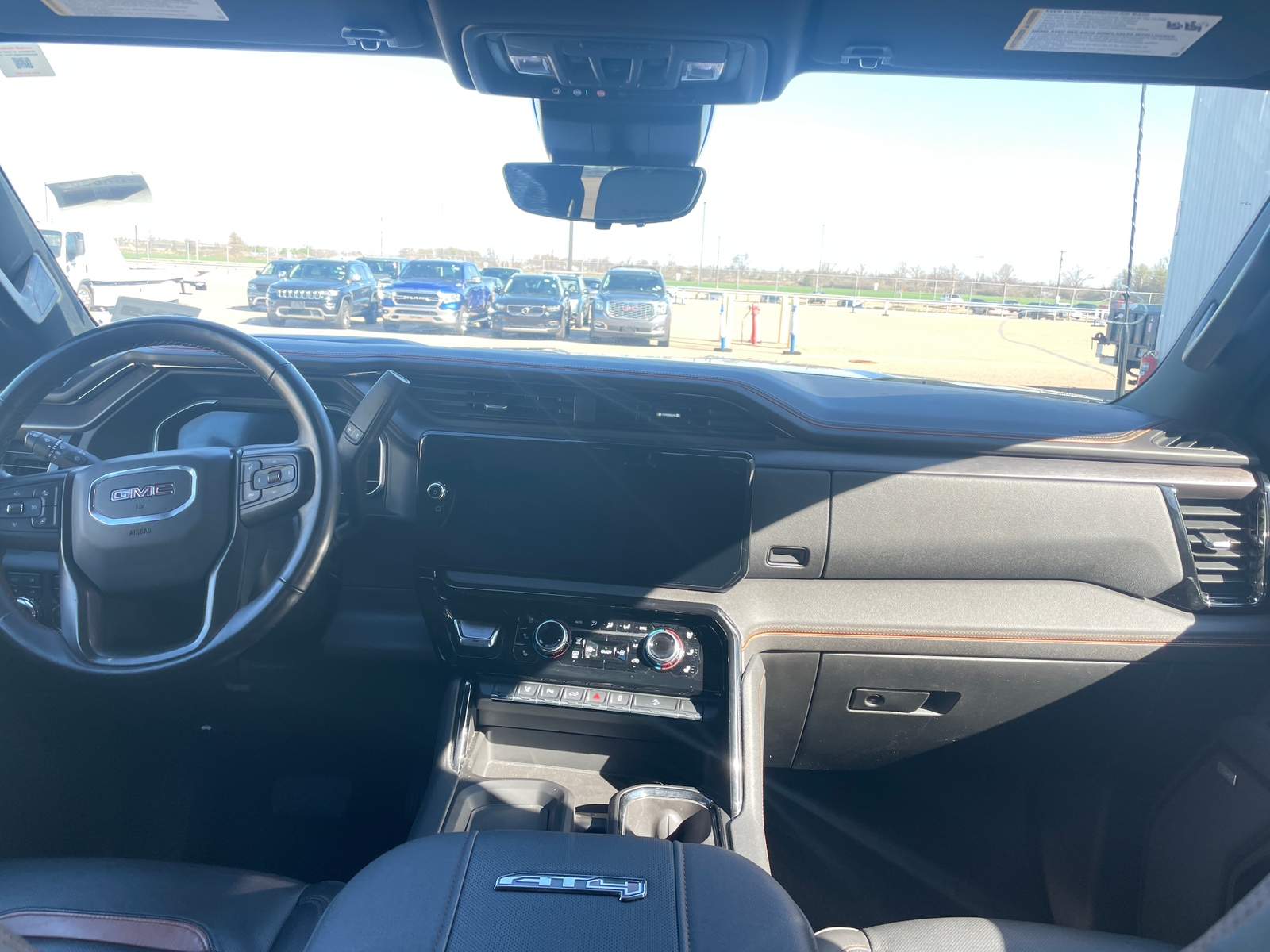 Thumbnail: 2024 GMC Sierra 2500 - 2