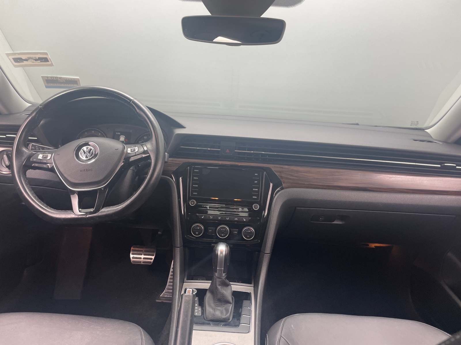 Thumbnail: 2020 Volkswagen Passat - 2