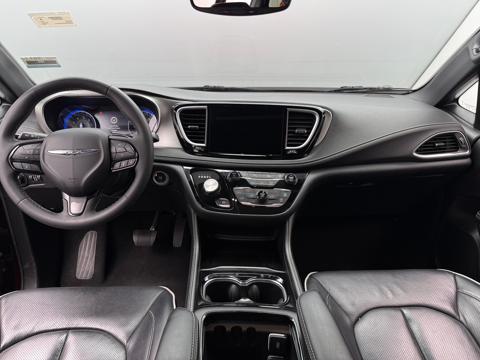 Thumbnail: 2023 Chrysler Pacifica - 2