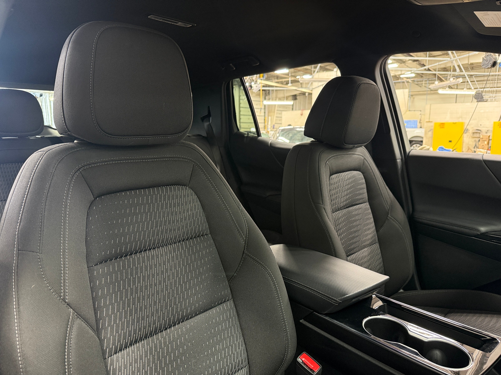 Thumbnail: 2025 Chevrolet Equinox - 2