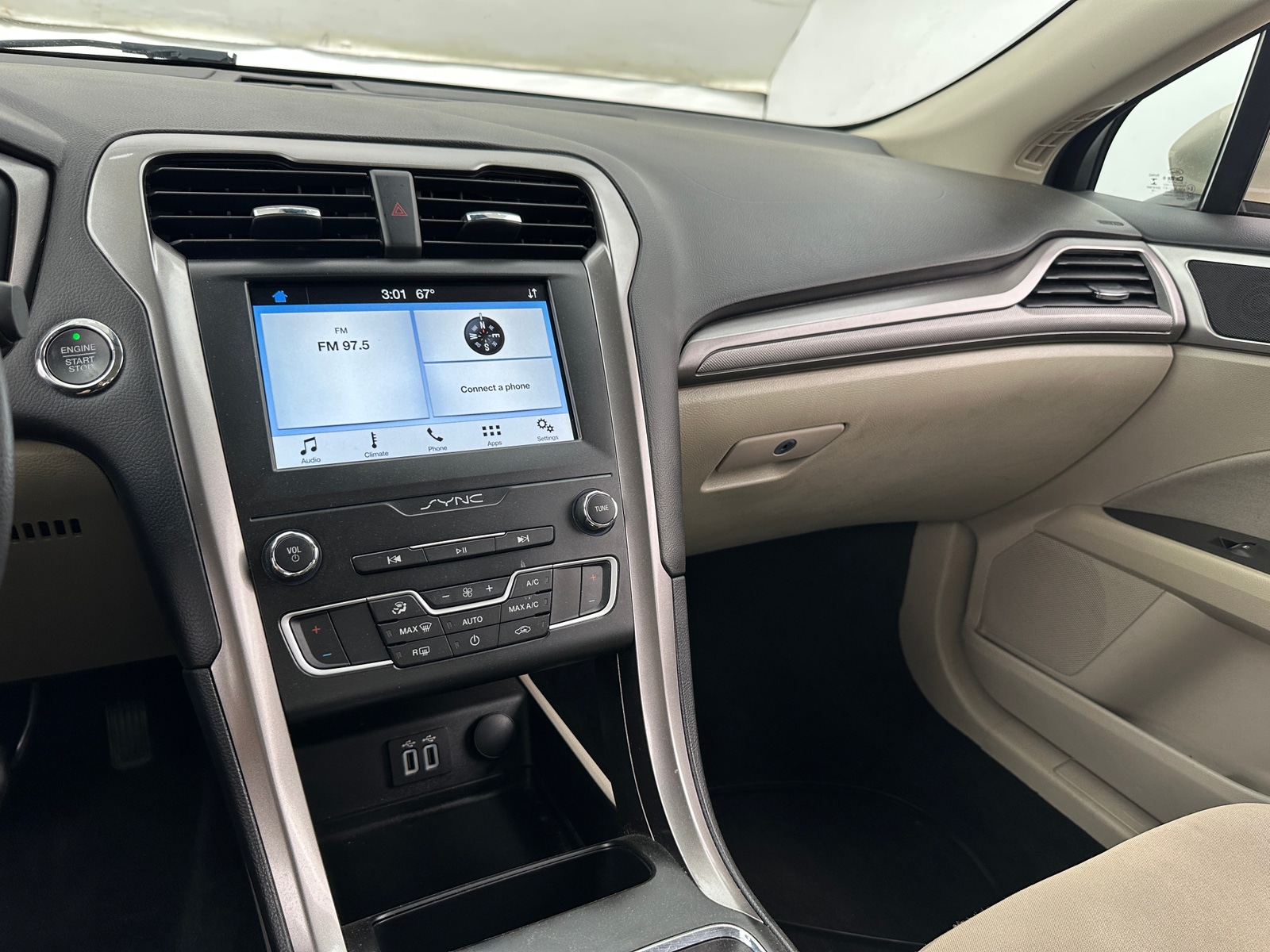 Thumbnail: 2019 Ford Fusion - 4