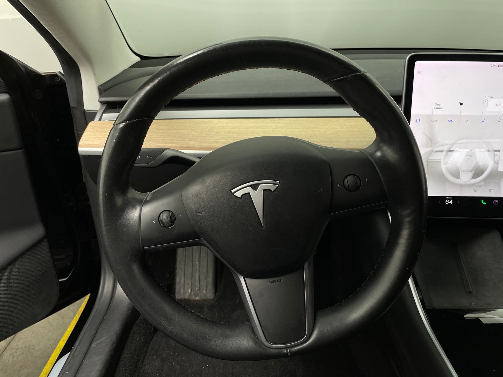 Thumbnail: 2019 Tesla Model 3 - 4
