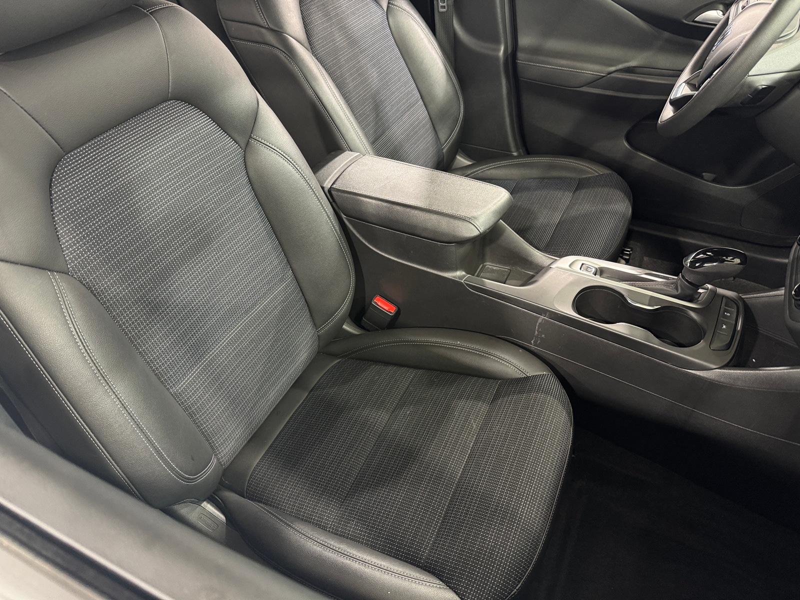 Thumbnail: 2025 Buick Envista - 2