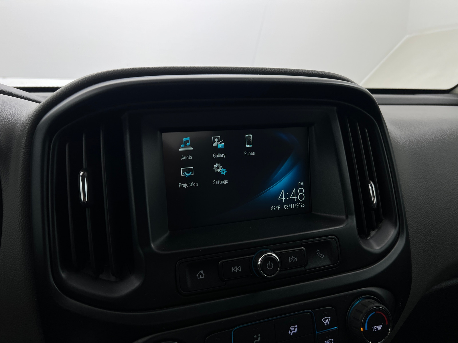 Thumbnail: 2018 Chevrolet Colorado - 3