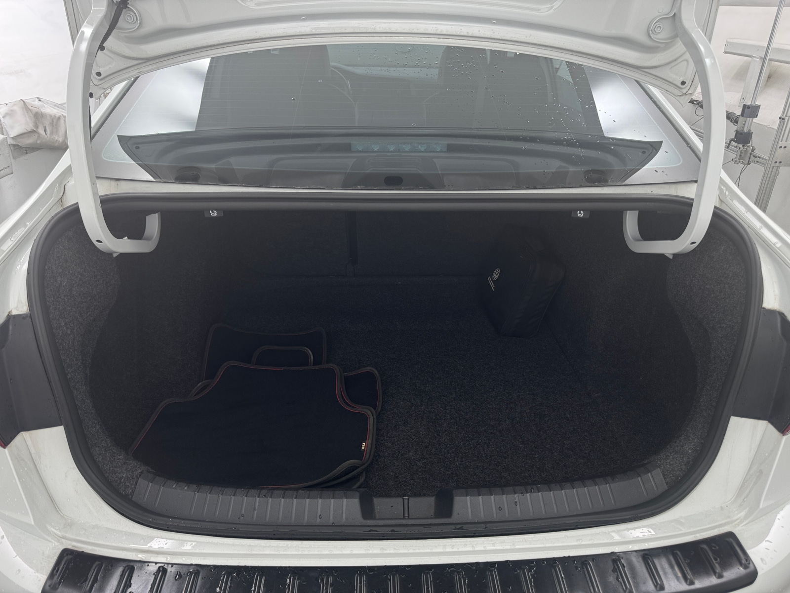 Thumbnail: 2023 Volkswagen Jetta - 6