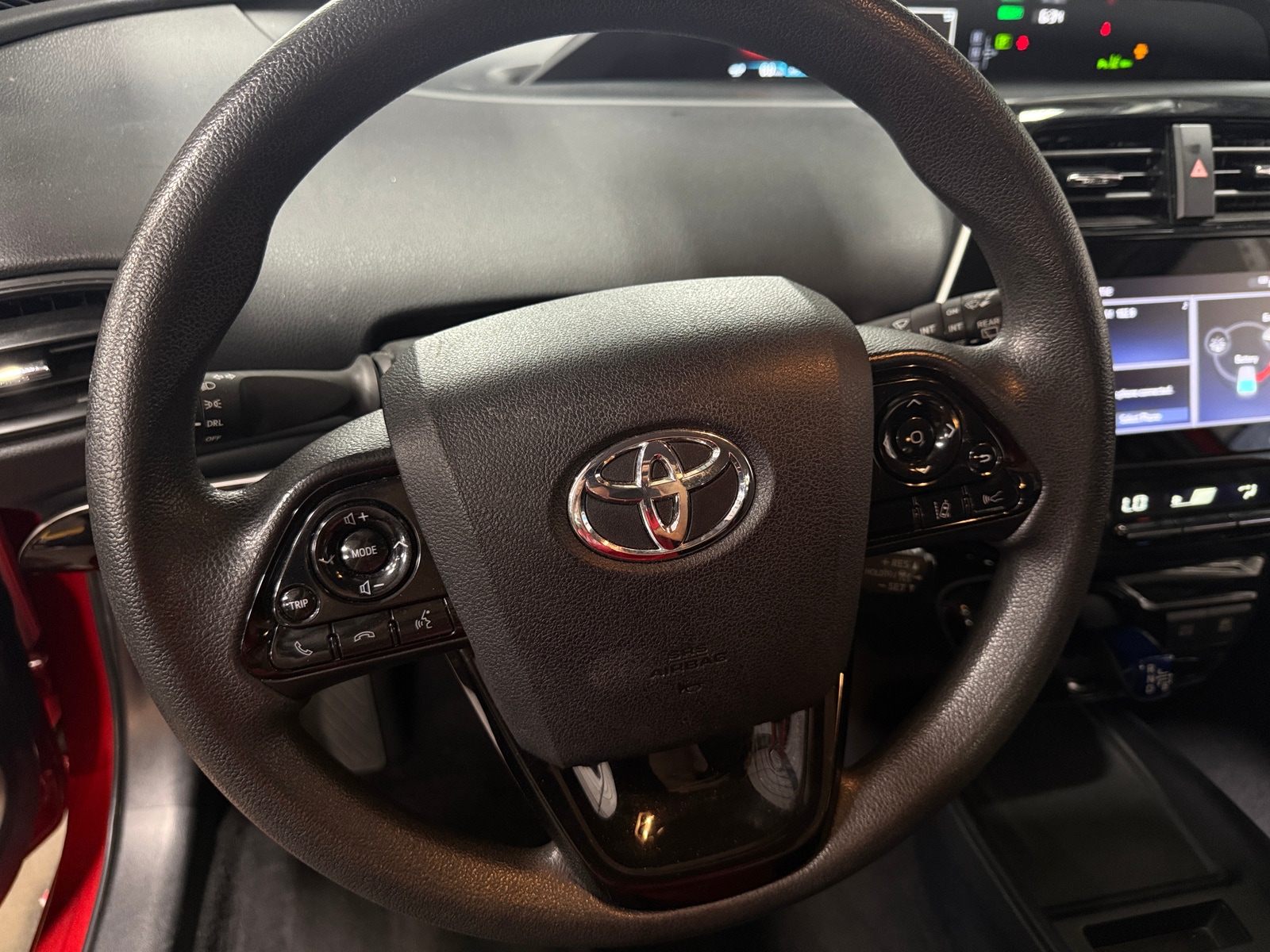 Thumbnail: 2022 Toyota Prius - 5