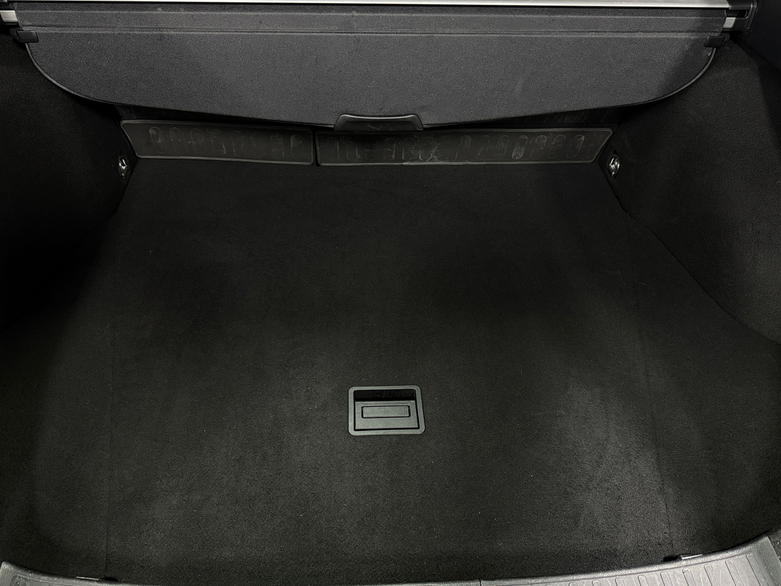 Thumbnail: 2022 Toyota Prius - 7