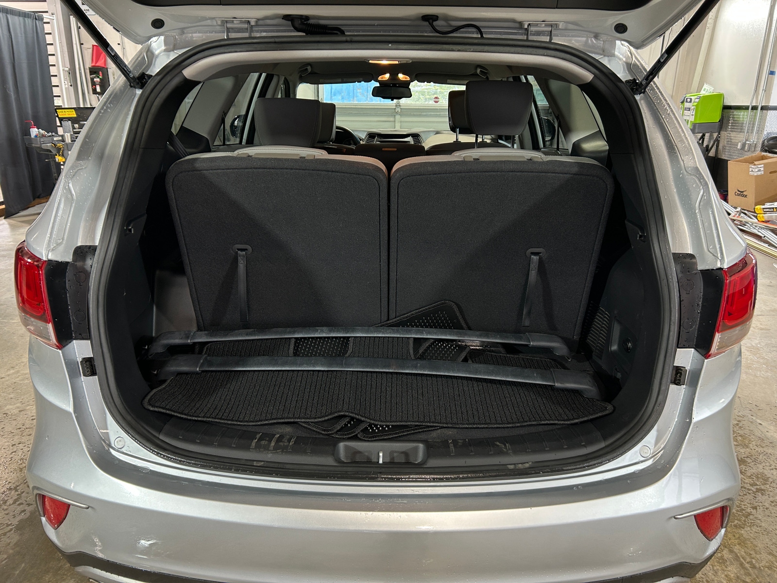 Thumbnail: 2018 Hyundai Santa Fe - 7