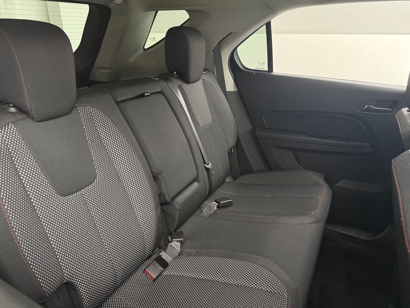 Thumbnail: 2016 Chevrolet Equinox - 6