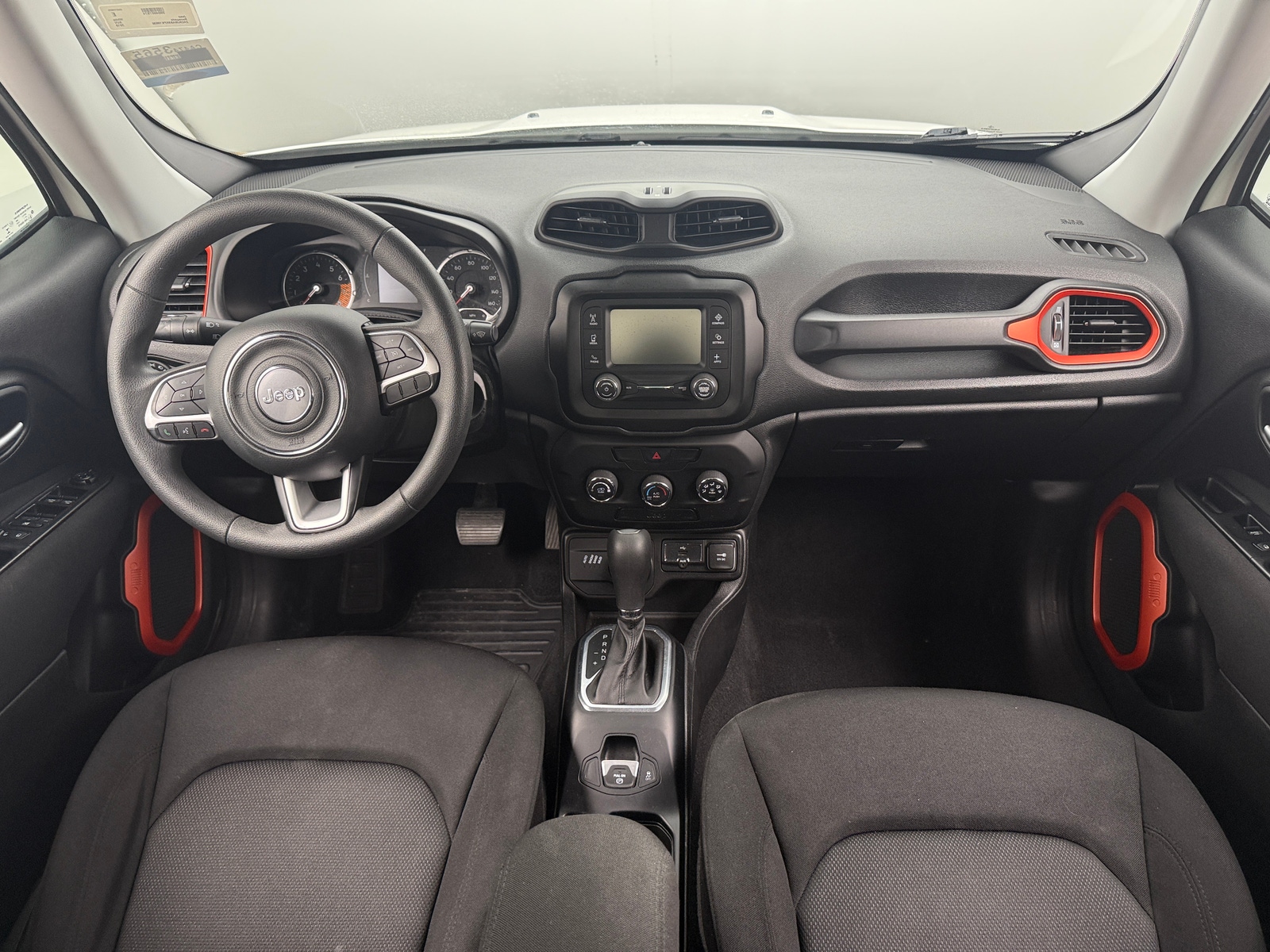 Thumbnail: 2019 Jeep Renegade - 3