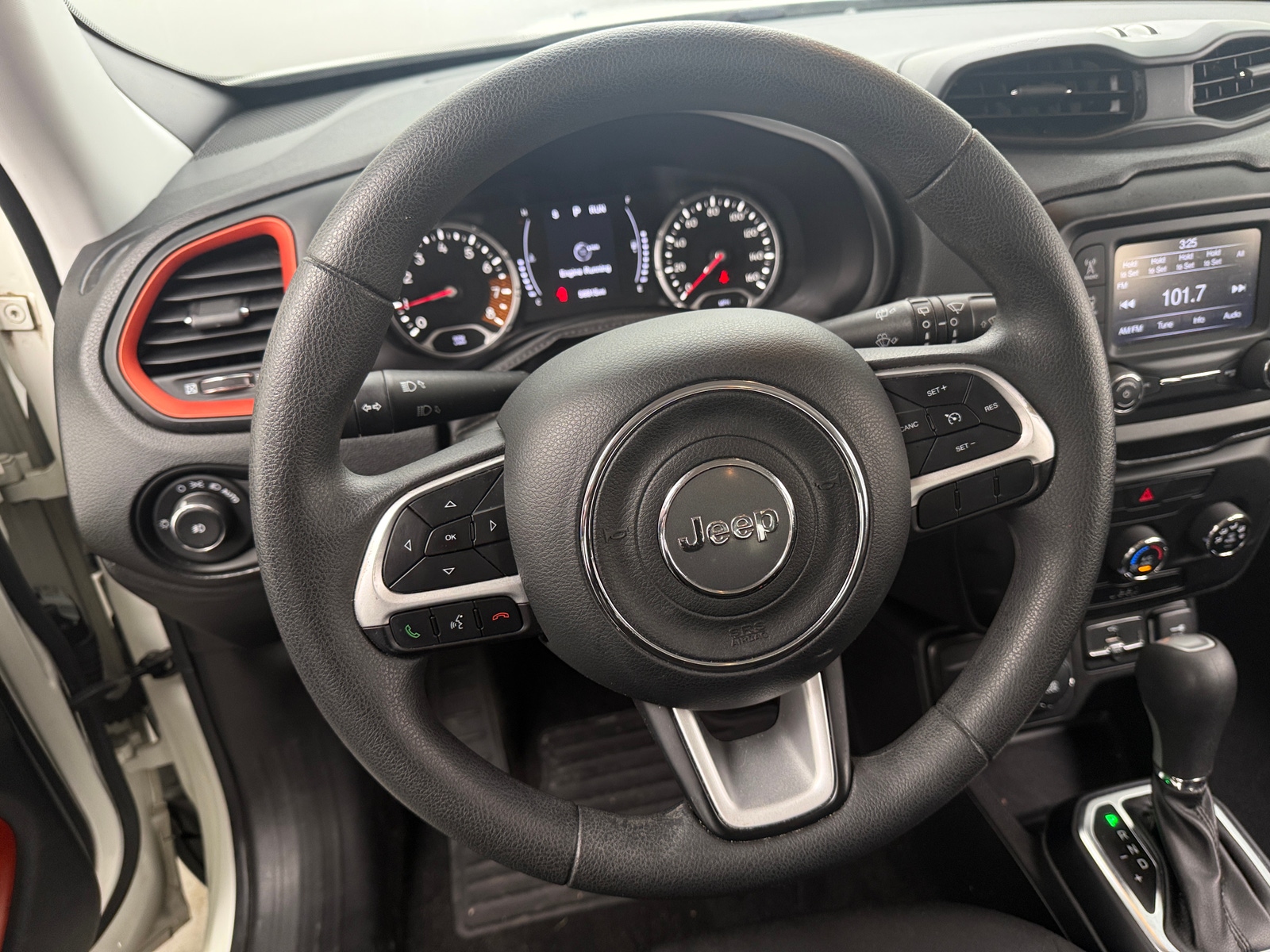 Thumbnail: 2019 Jeep Renegade - 5