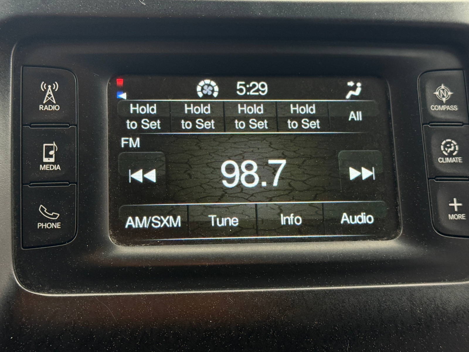 Thumbnail: 2018 Jeep Cherokee - 4