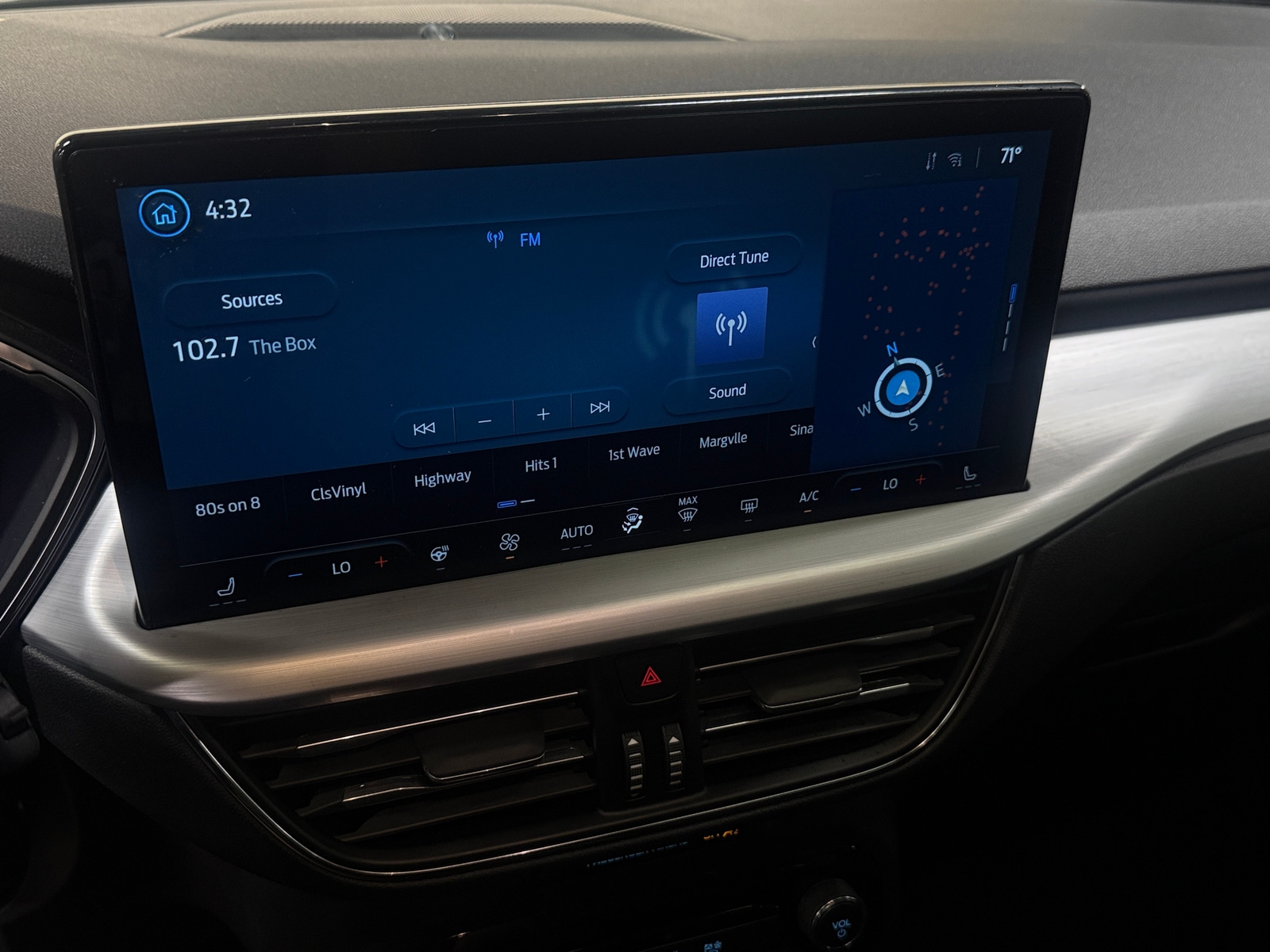 Thumbnail: 2024 Ford Escape - 3