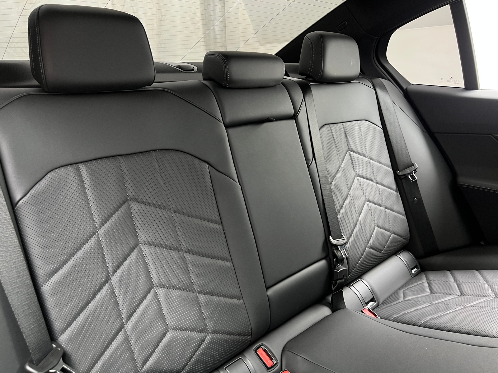 Thumbnail: 2025 BMW i5 - 5