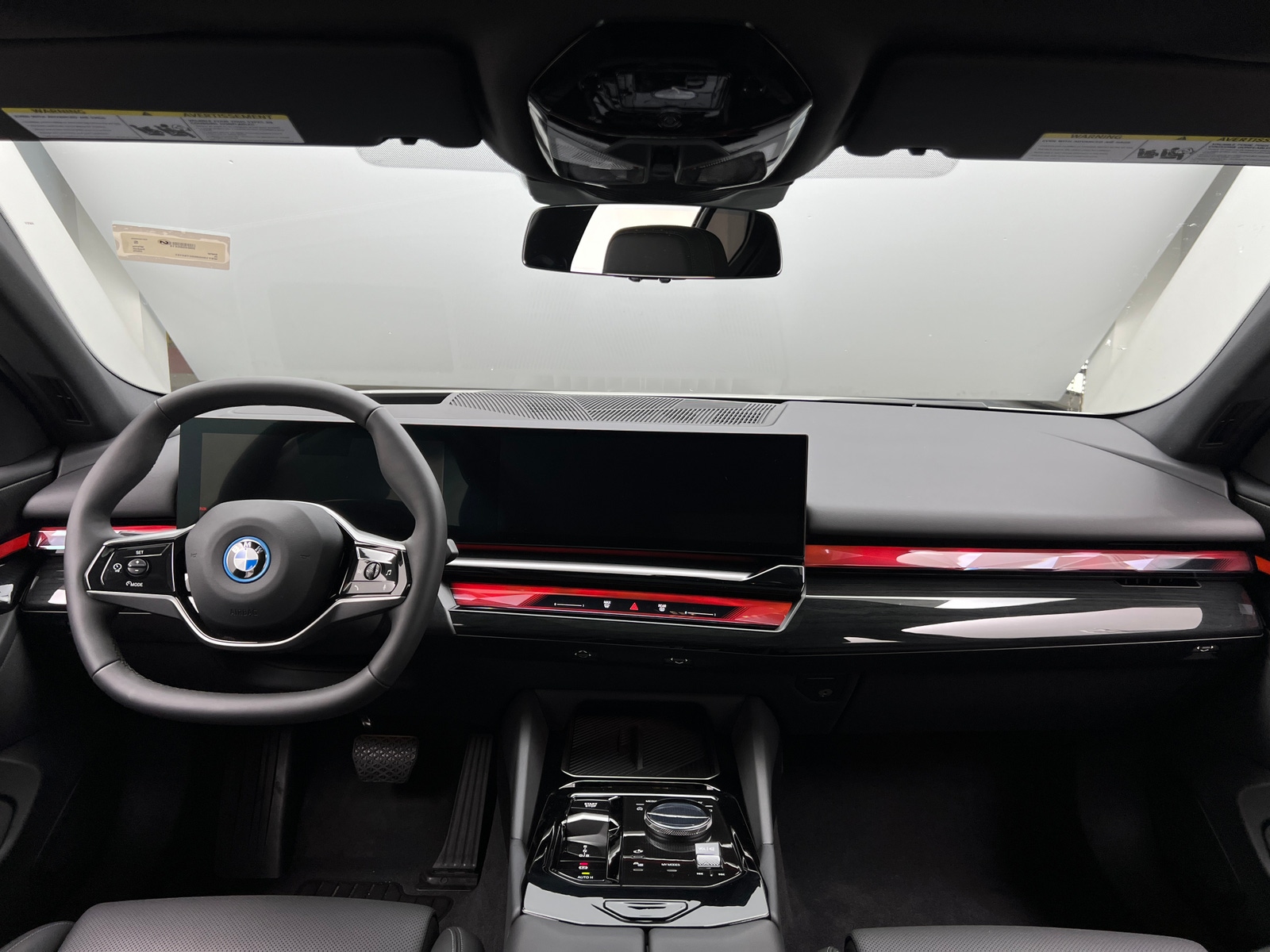 Thumbnail: 2025 BMW i5 - 2