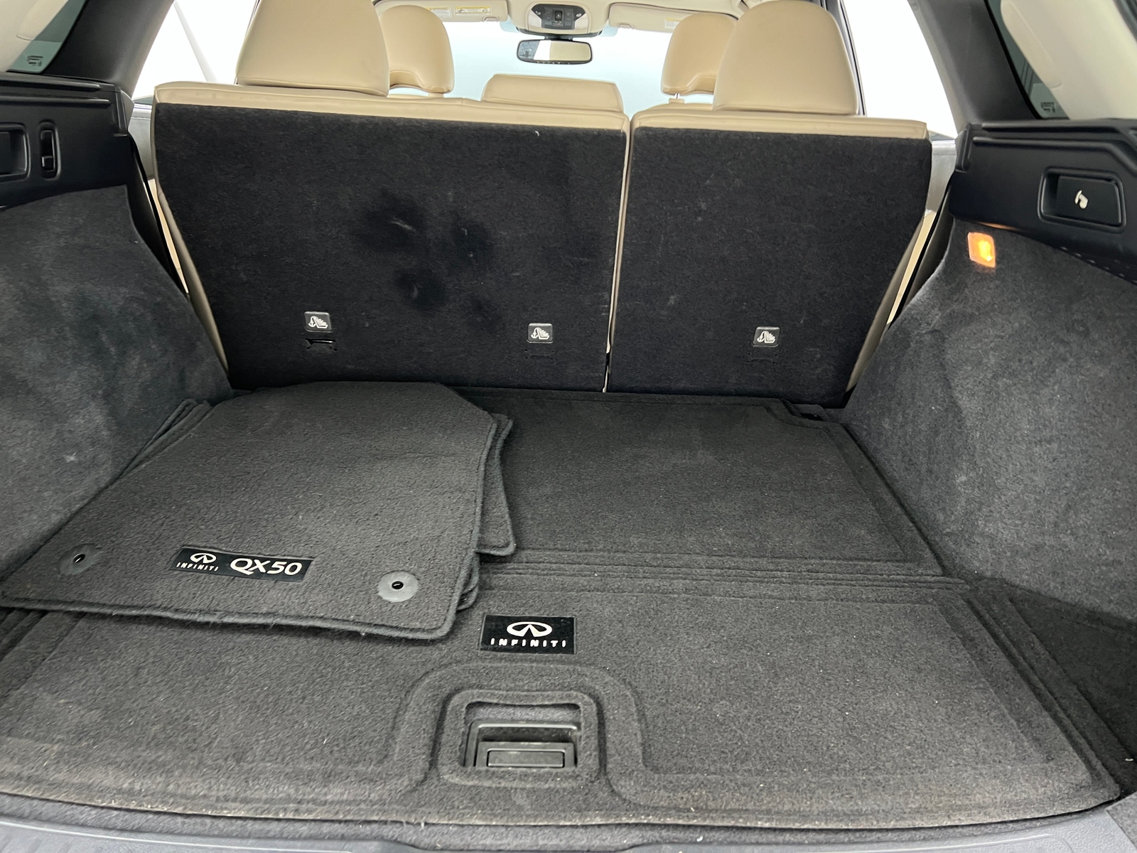 Thumbnail: 2020 INFINITI QX50 - 6