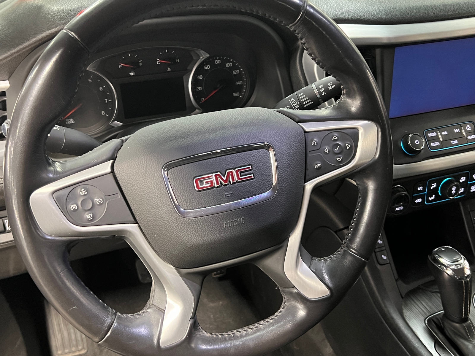 Thumbnail: 2018 GMC Acadia - 4