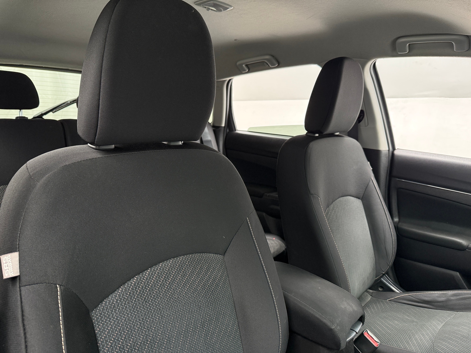 Thumbnail: 2015 Mitsubishi Outlander Sport - 2