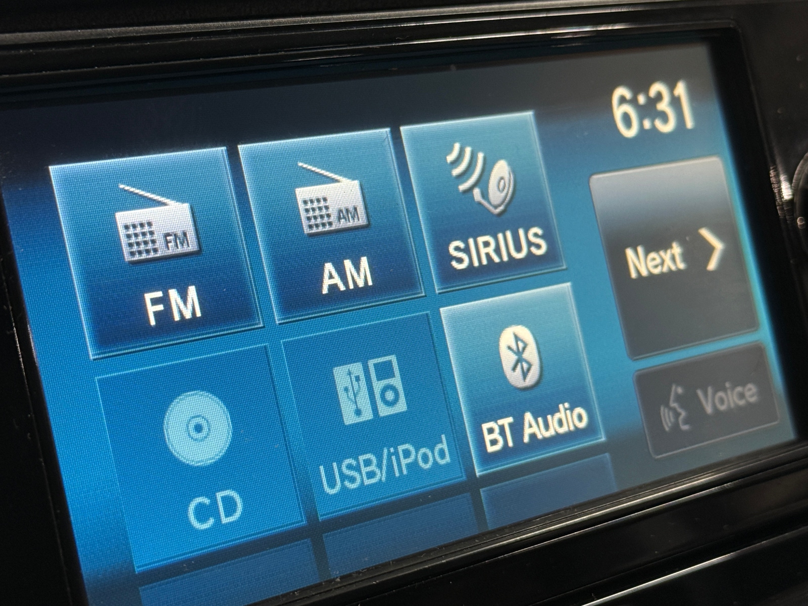 Thumbnail: 2015 Mitsubishi Outlander Sport - 4