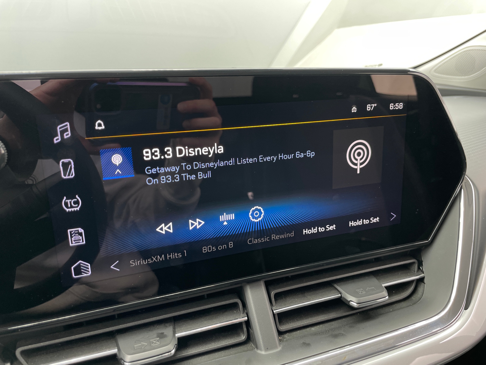 Thumbnail: 2025 Chevrolet Trax - 4