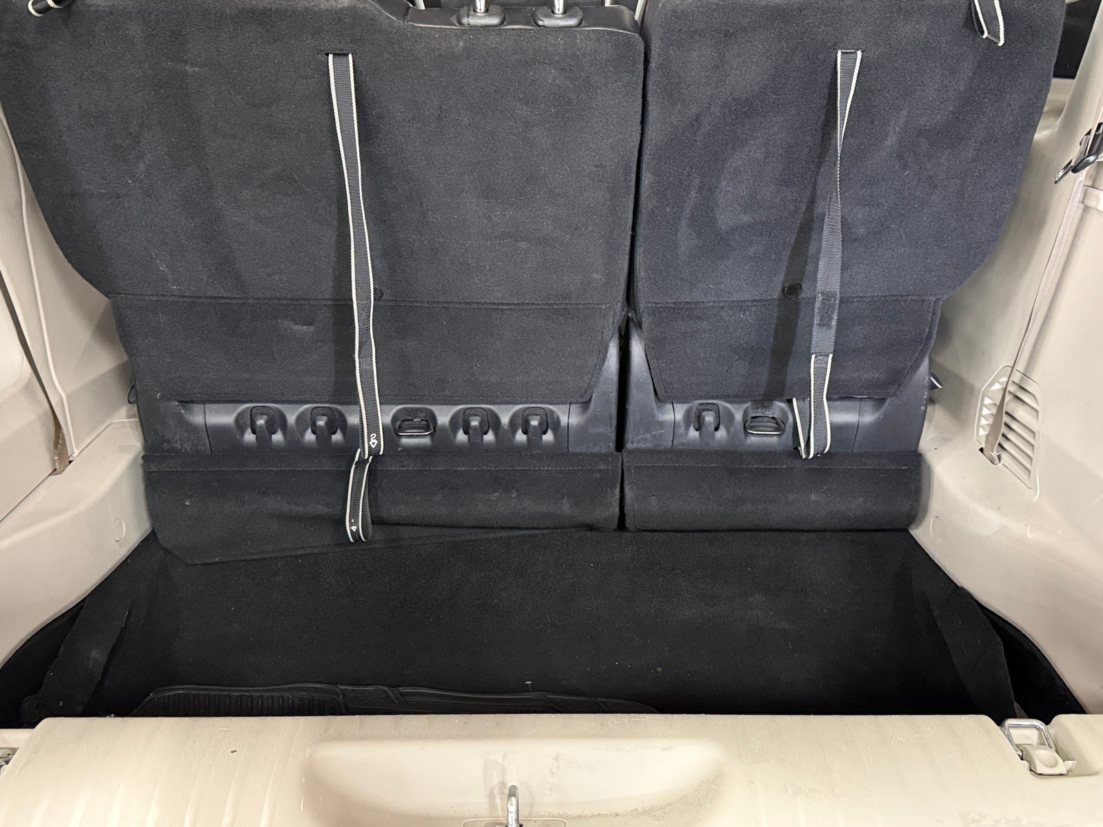 Thumbnail: 2022 Chrysler Pacifica - 6