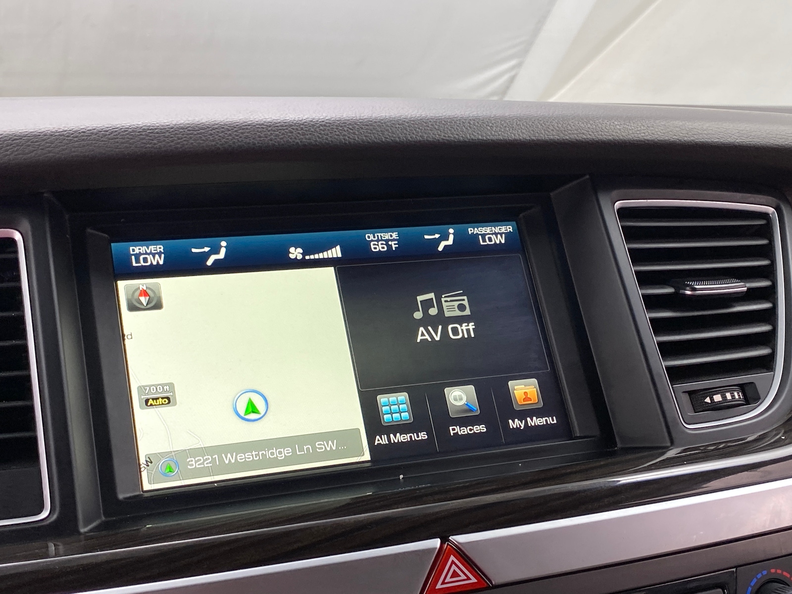 Thumbnail: 2016 Hyundai Genesis - 3