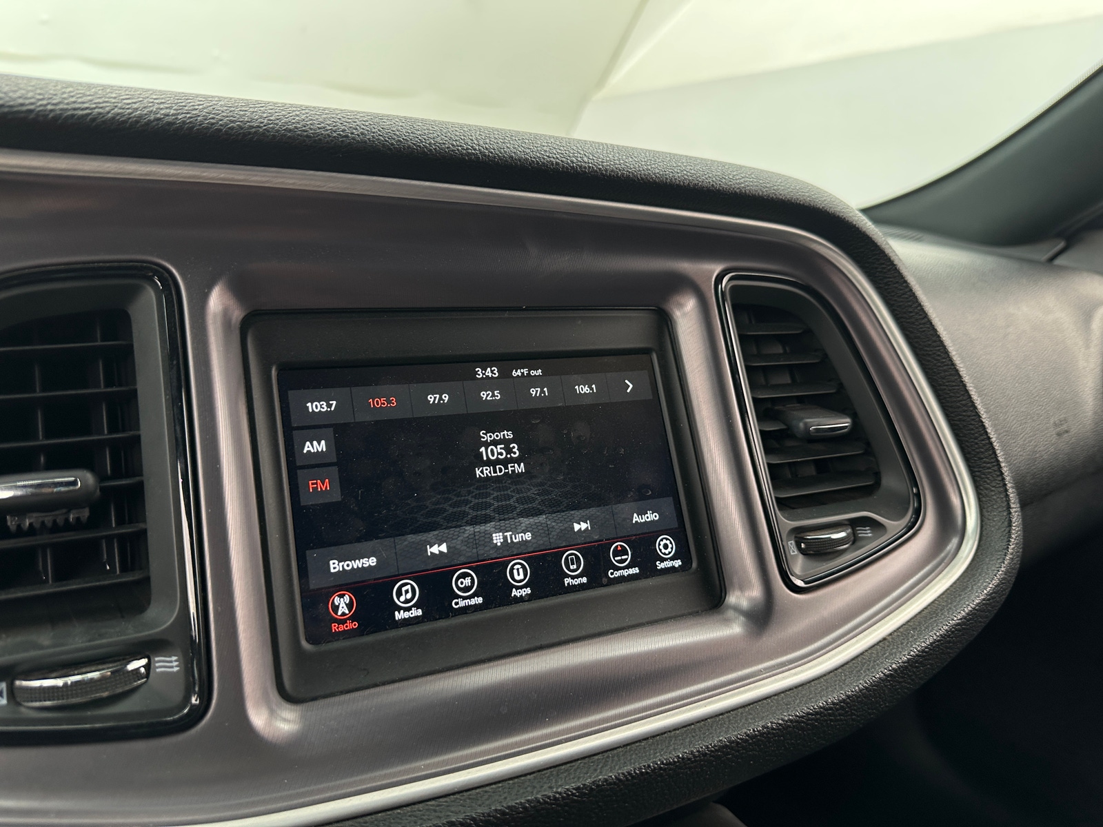 Thumbnail: 2019 Dodge Challenger - 3