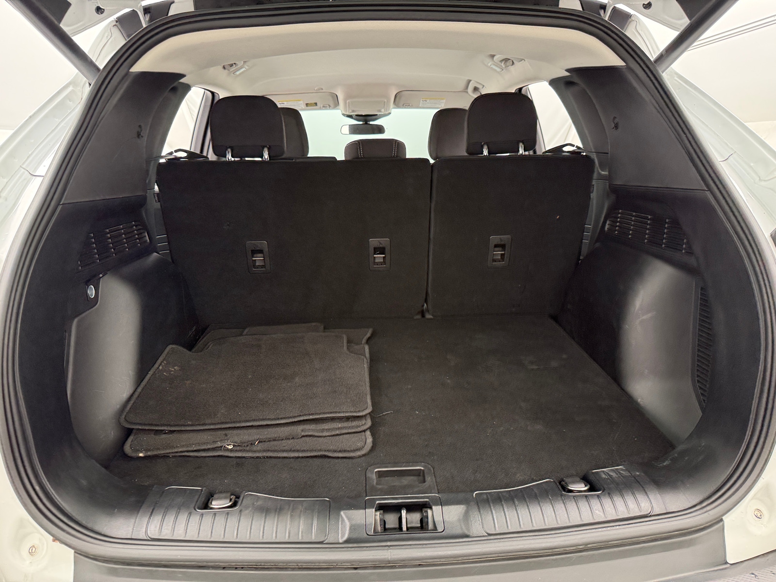 Thumbnail: 2023 Ford Escape - 7