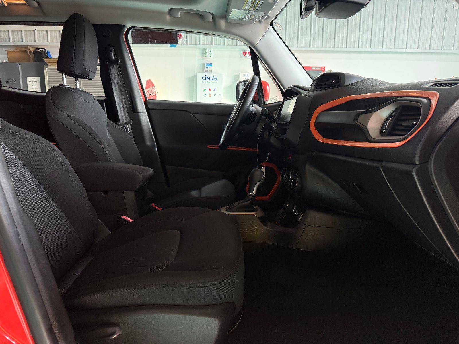 Thumbnail: 2016 Jeep Renegade - 2