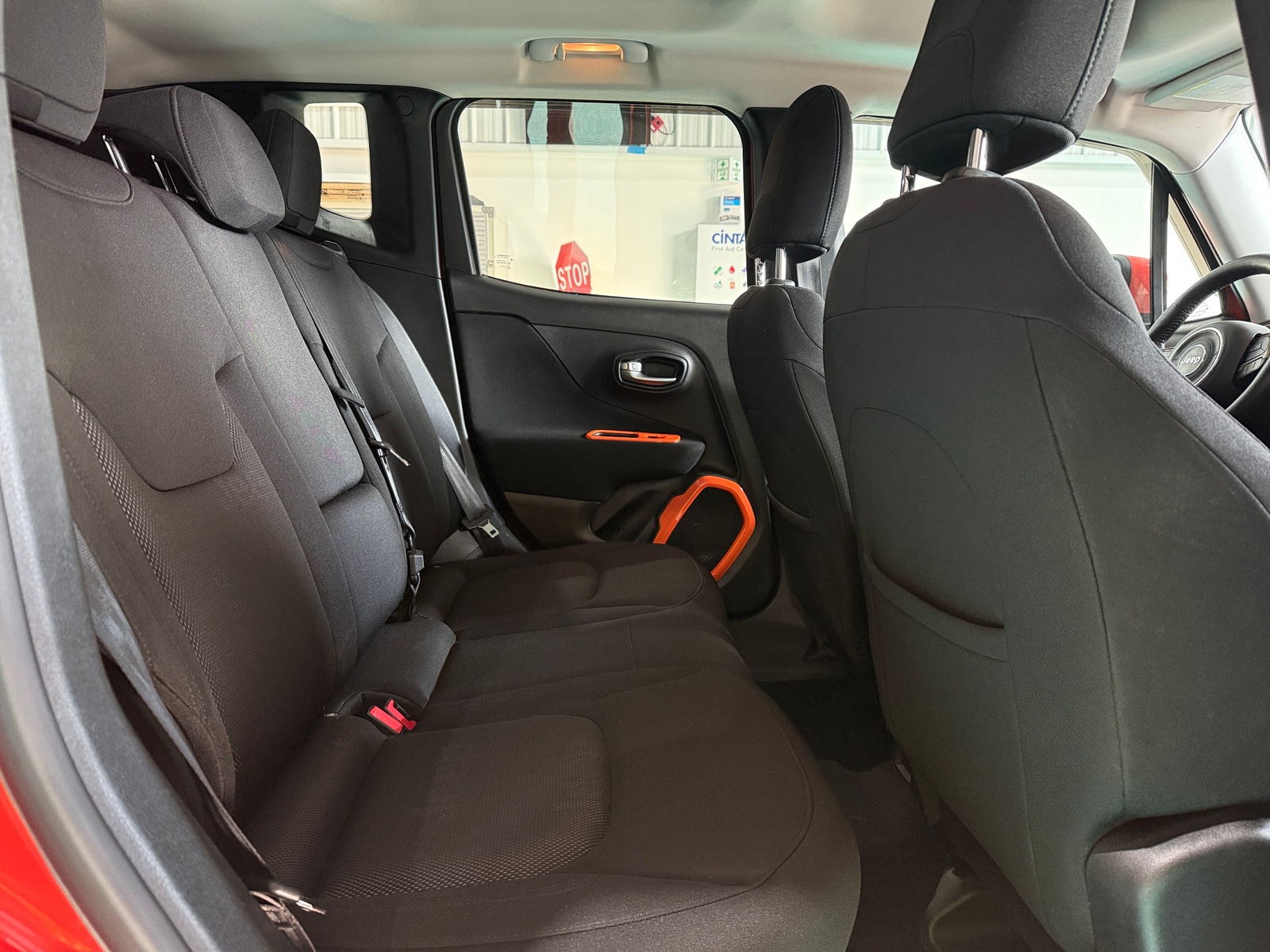 Thumbnail: 2016 Jeep Renegade - 6