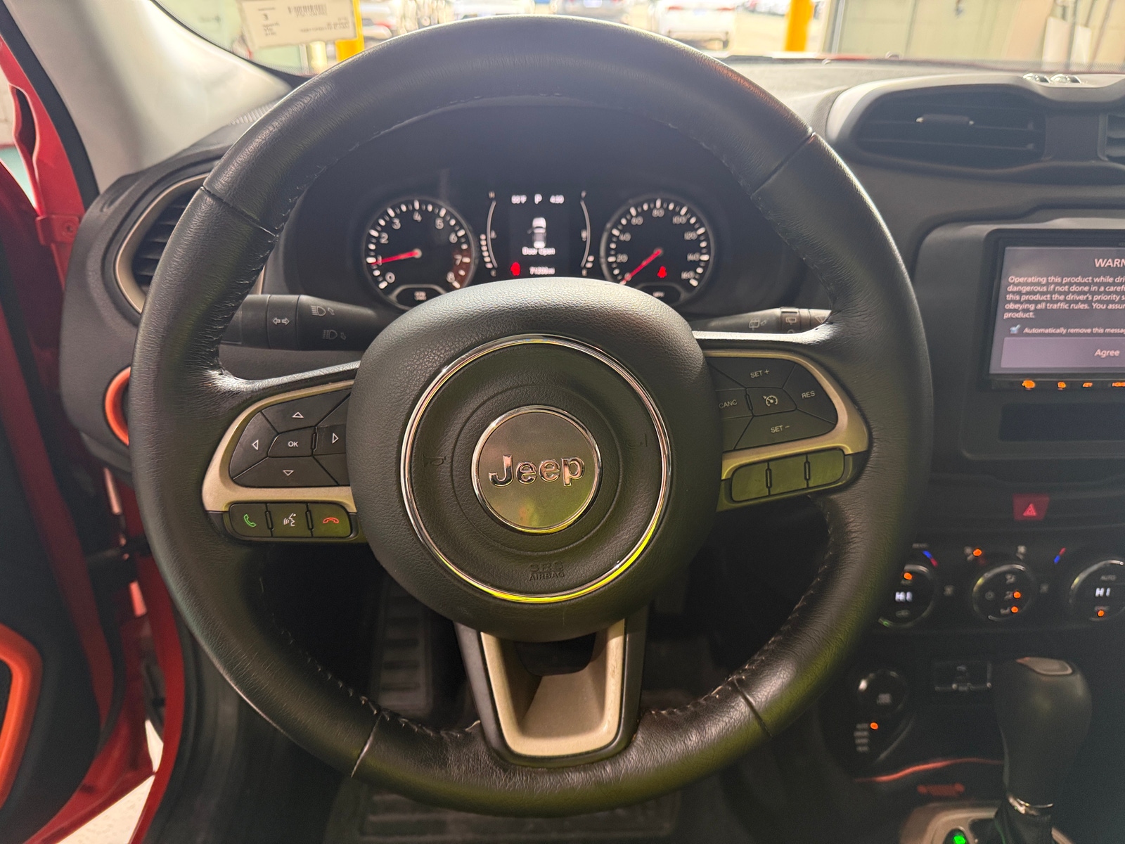 Thumbnail: 2016 Jeep Renegade - 5