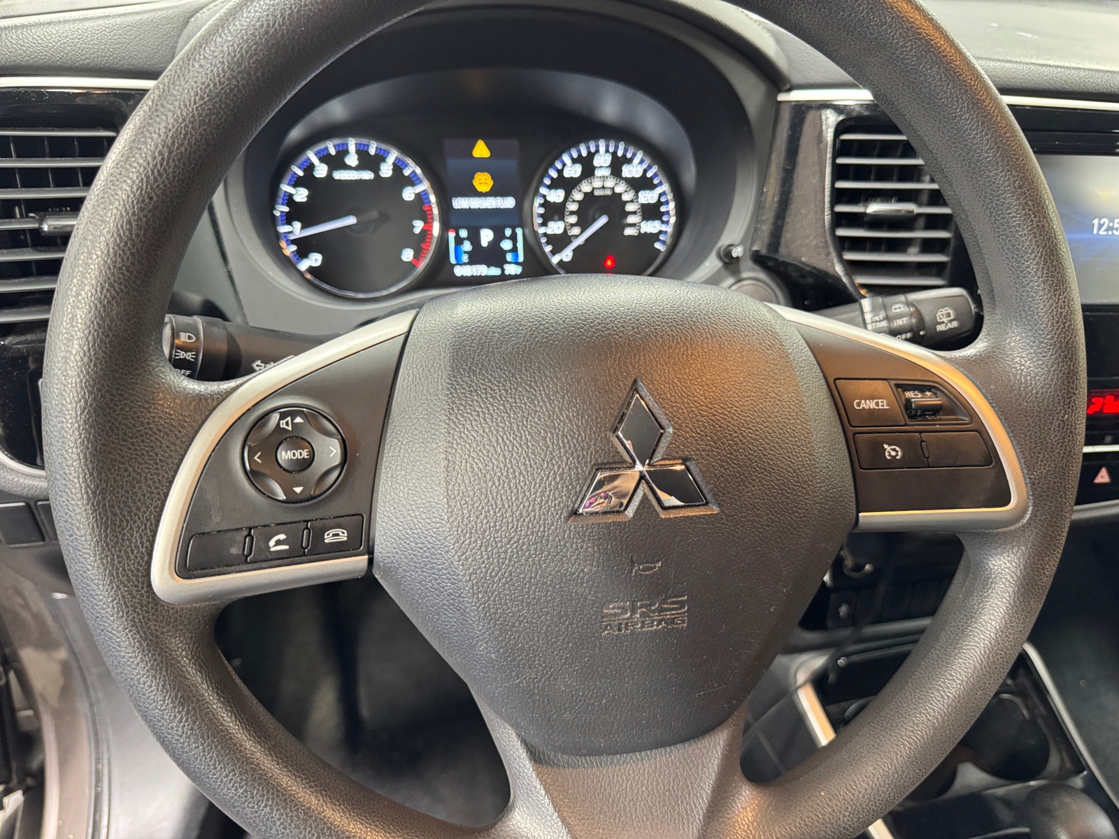 Thumbnail: 2020 Mitsubishi Outlander - 5