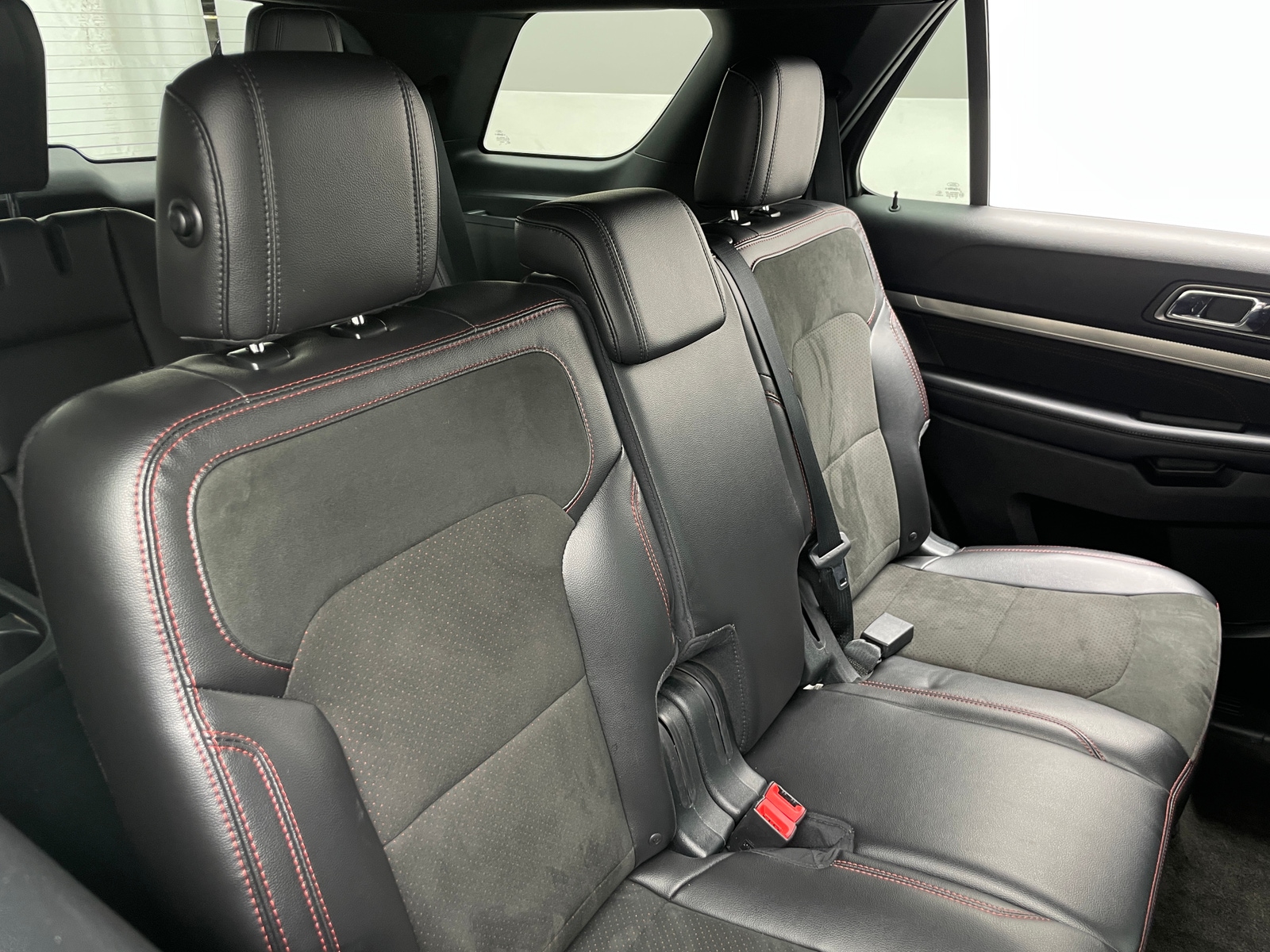 Thumbnail: 2018 Ford Explorer - 6