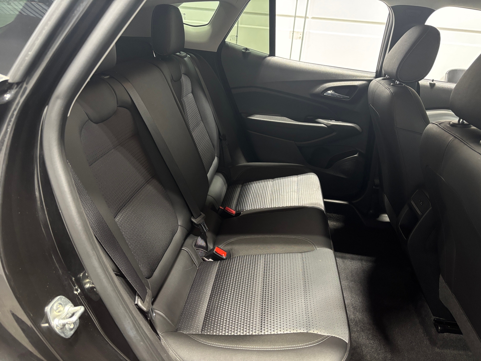 Thumbnail: 2025 Chevrolet Trax - 6